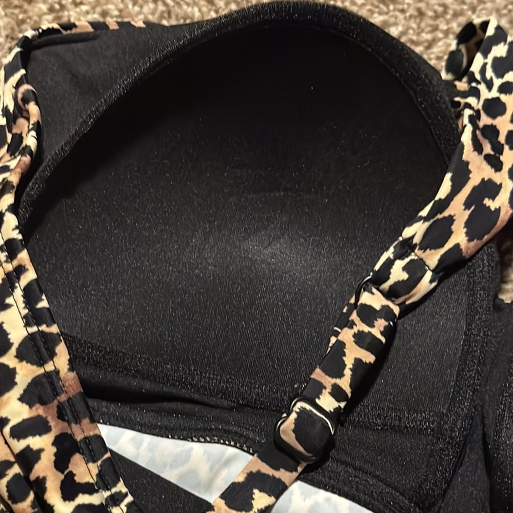 Embrace Your Curves by Miracle Brand animal print 1-piece bathing suit (1X) EUC! - Picture 8 of 10